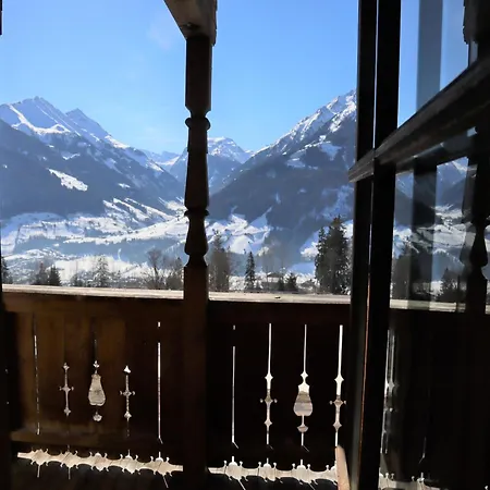 Rauchenbacher Apartments,